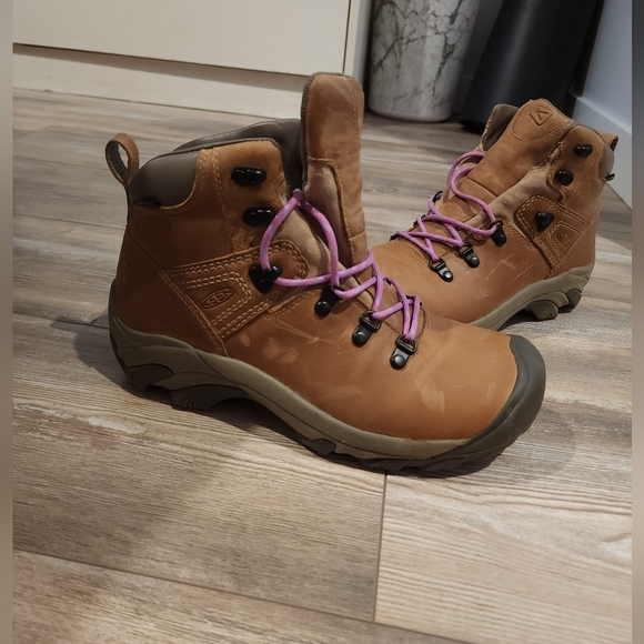 Keen Women's Pyrenees Waterproof Hiking Boot size 10 - Picture 5 of 5